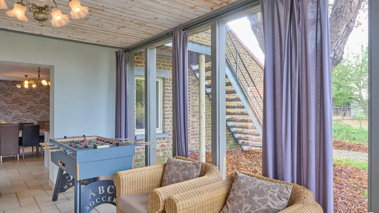 Quanto A  B - Binnen