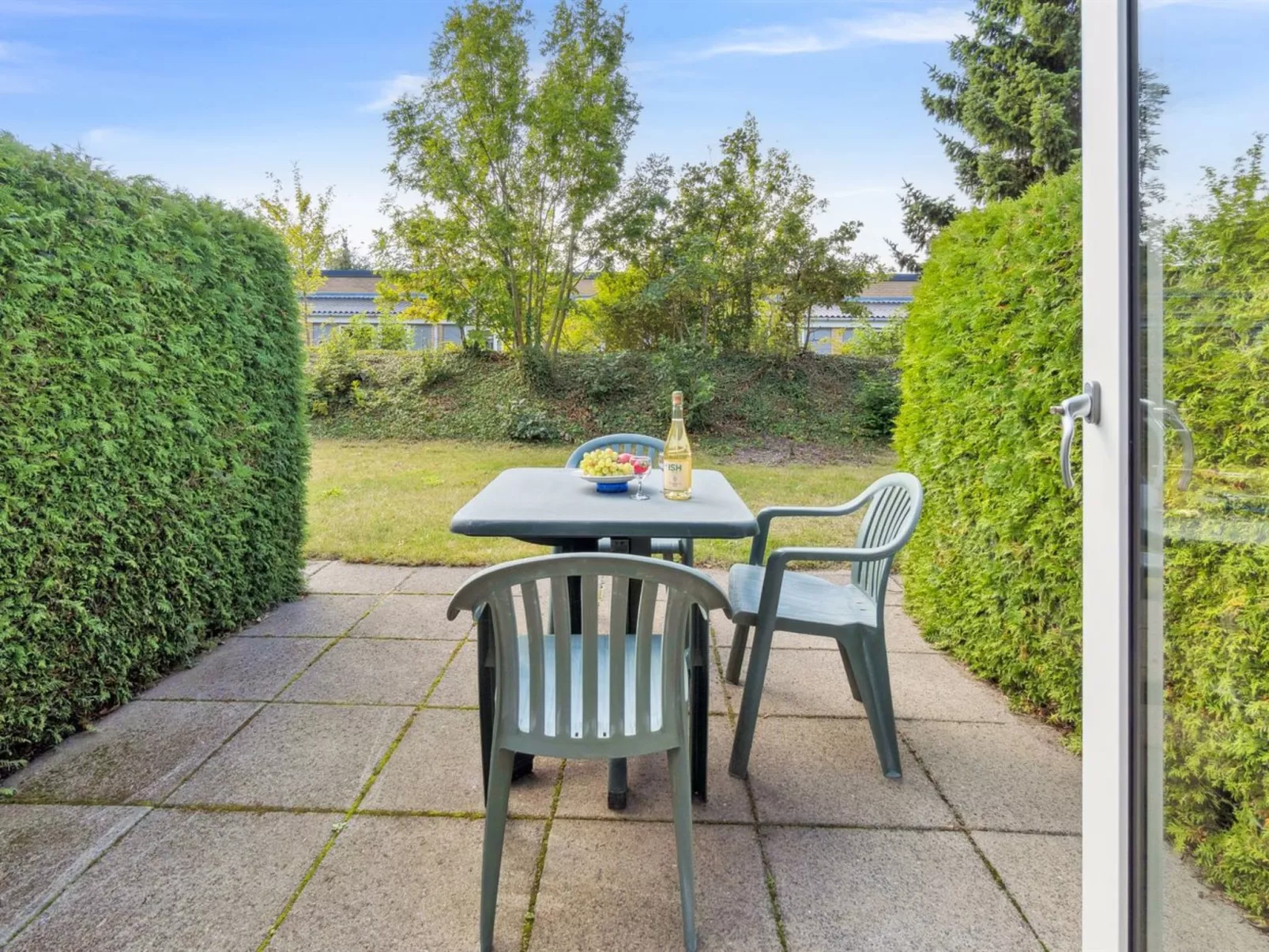 "Bengta" - 250m from the sea - Buiten