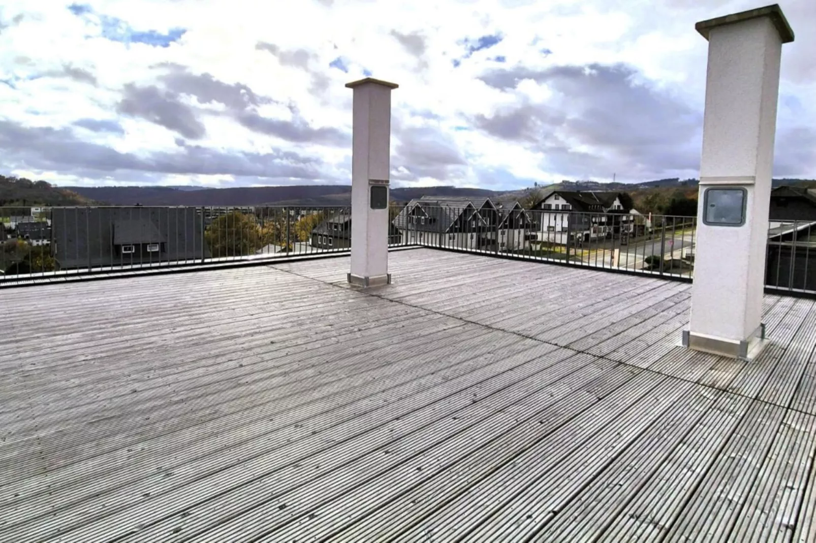 NEW ADD 1 SZ/4 P- Winterberg Appartement 21141 Penthouse-Terrasbalkon