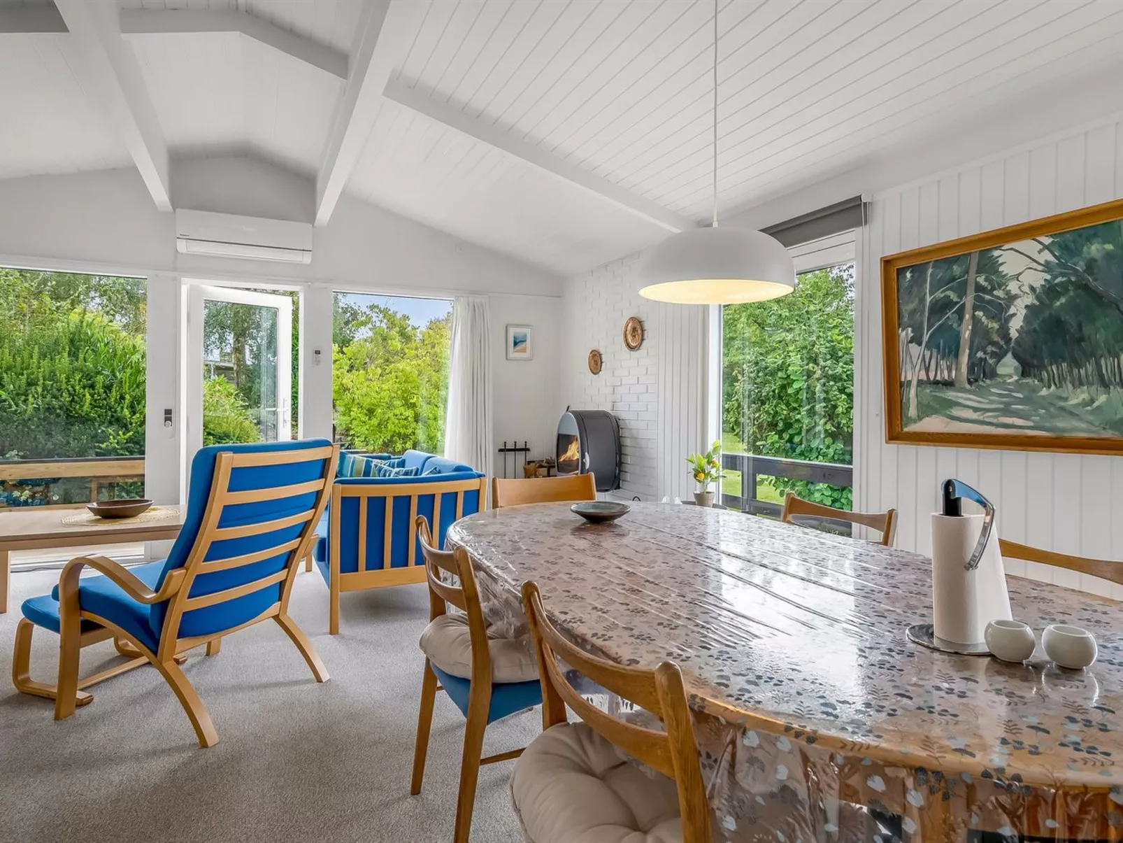 "Ayo" - 200m from the sea-Binnen