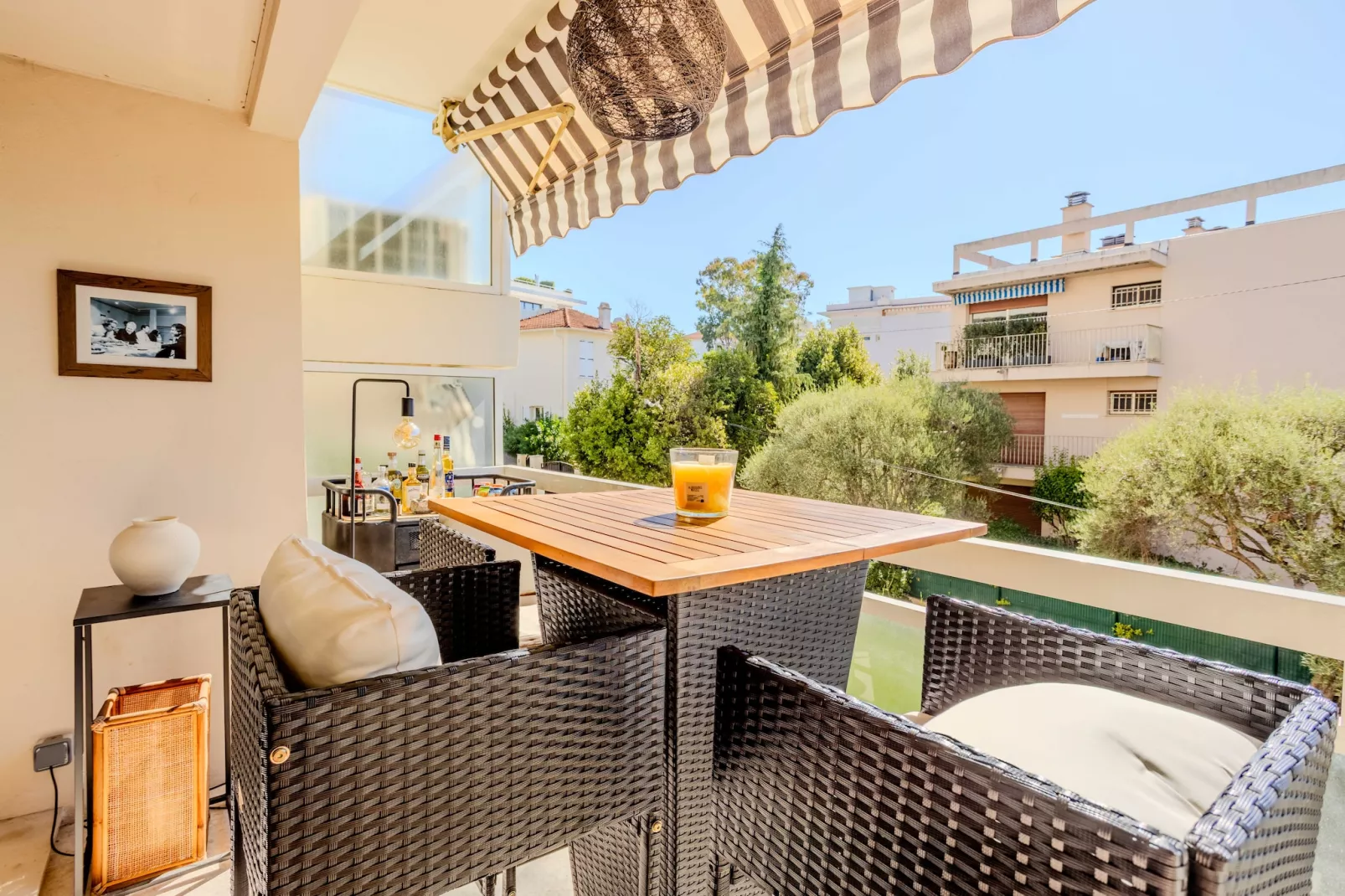 MB-2-PINS-M-Niet-getagd