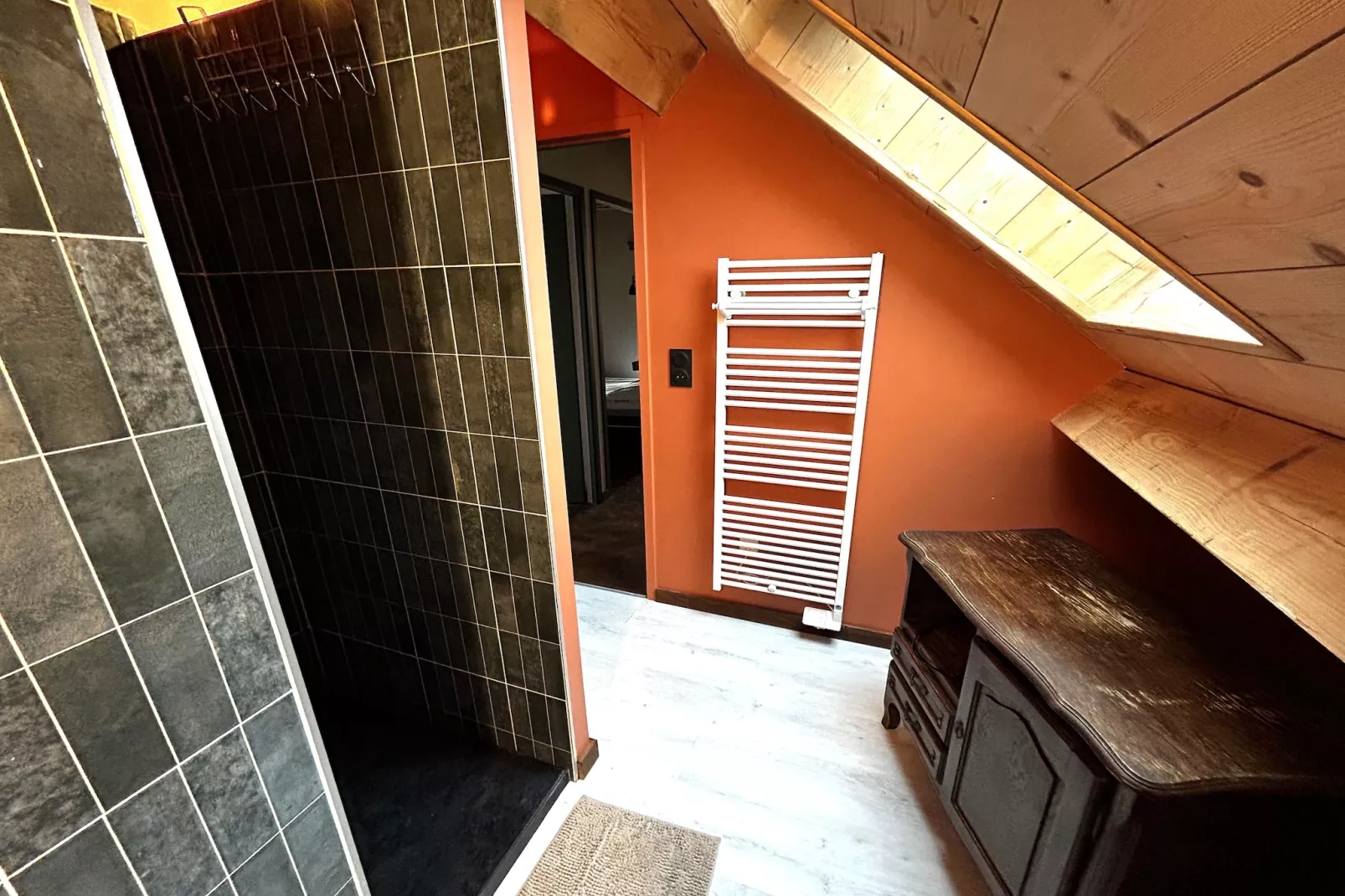 Maison de Vacances XXL Gouville sur mer-Badkamer