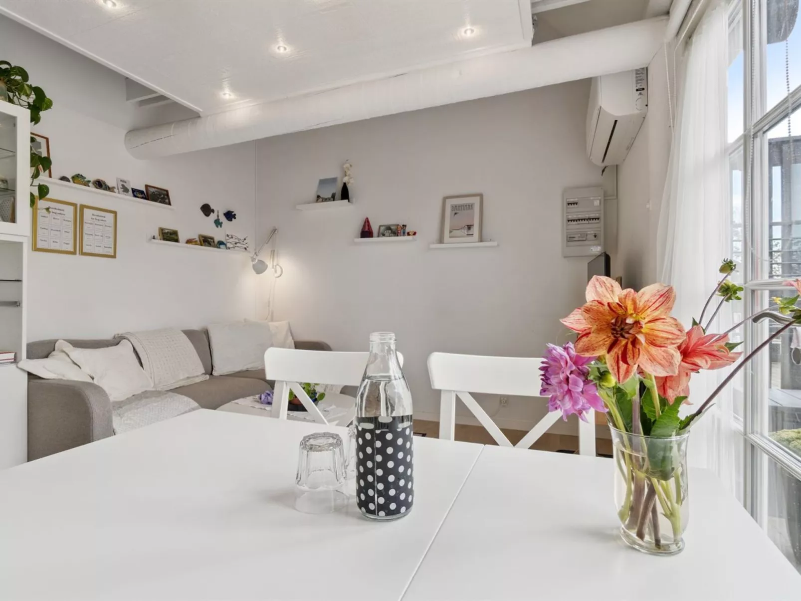 "Ruse" - 6km from the sea - Binnen