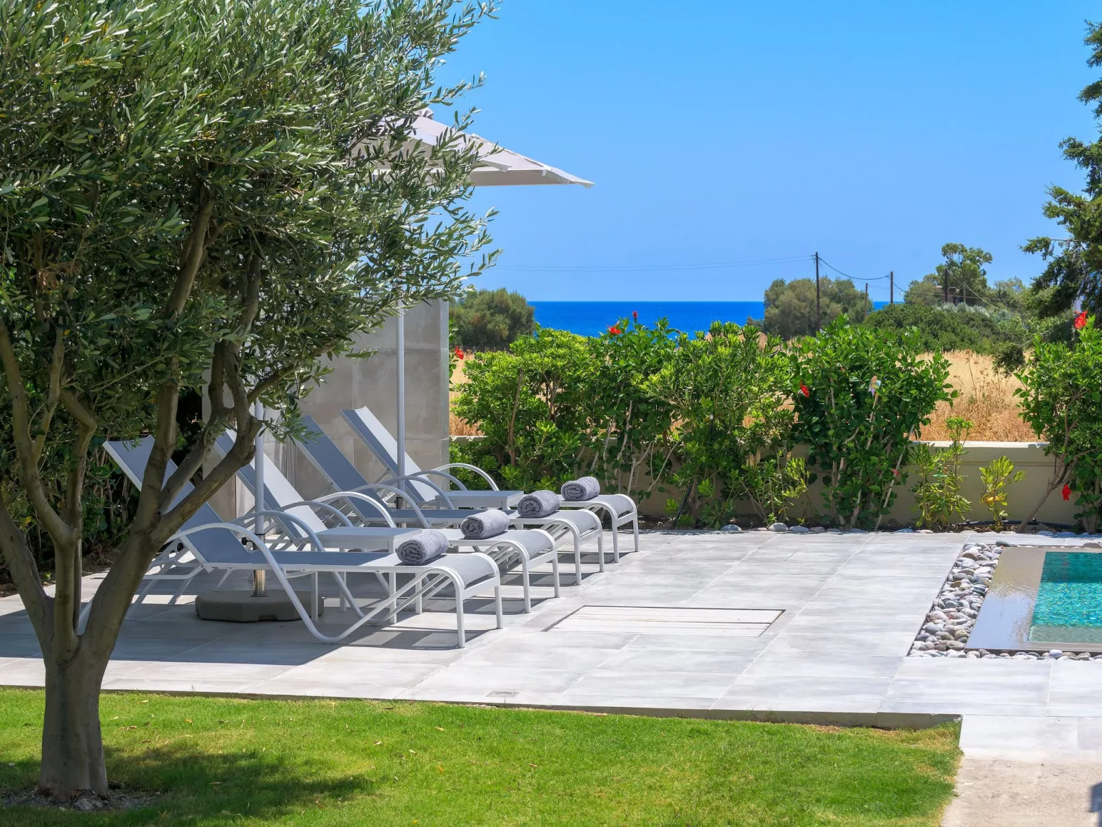 Liebevoll ausgestattetes Haus in ruhiger Lage mit beheiztem Pool und Meerblick - Image-tags.info