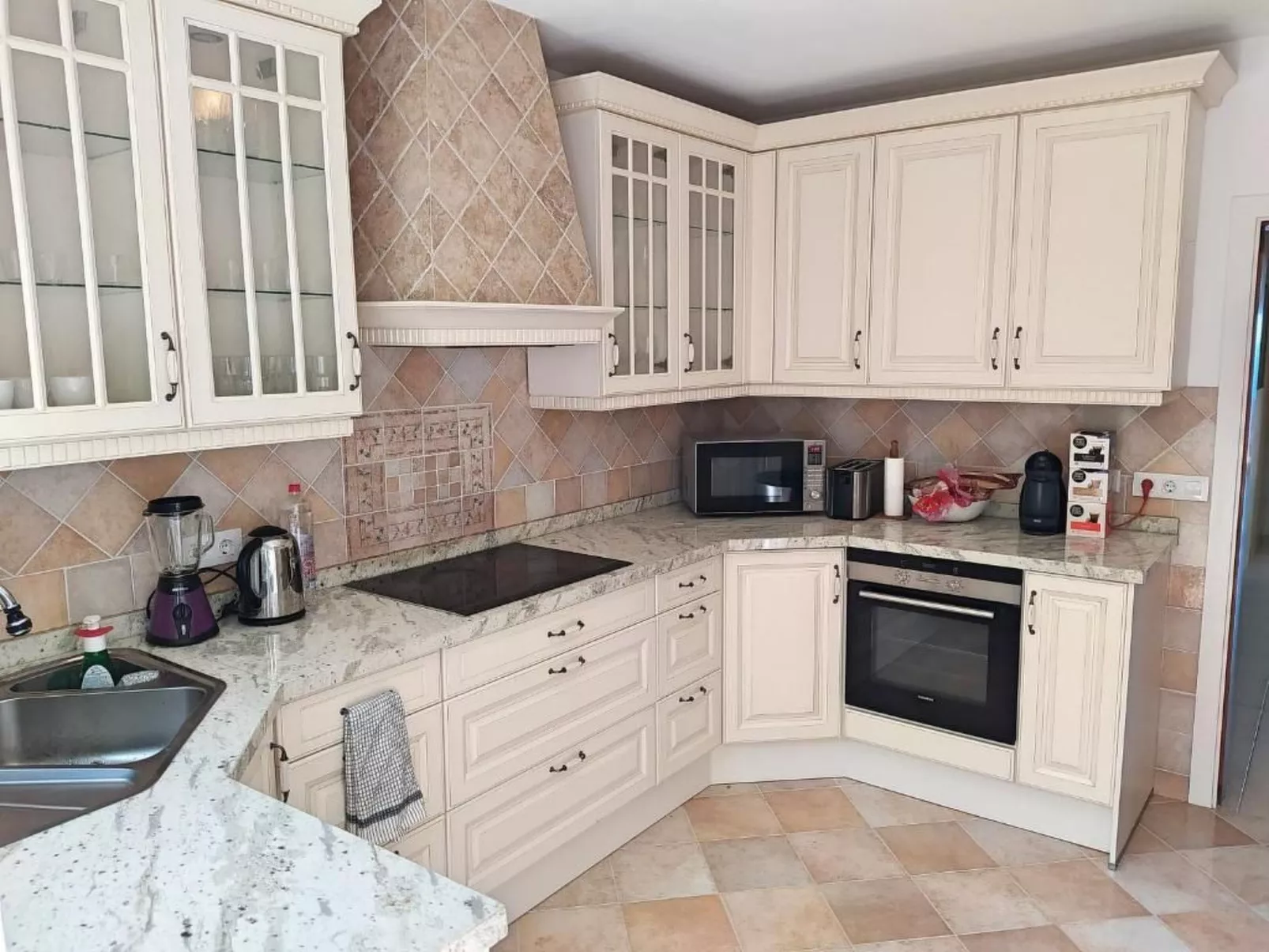 In El Sauzal mit Großem Pool und Meerblick - Image-tags.info