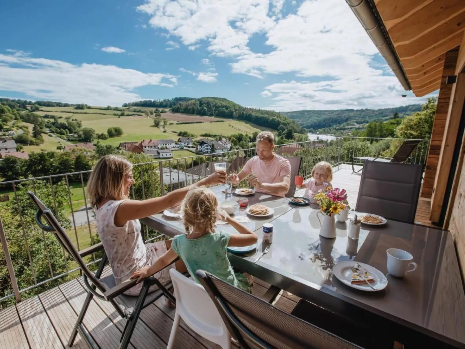 In Nieder-Werbe mit Großer Terrasse - Image-tags.info