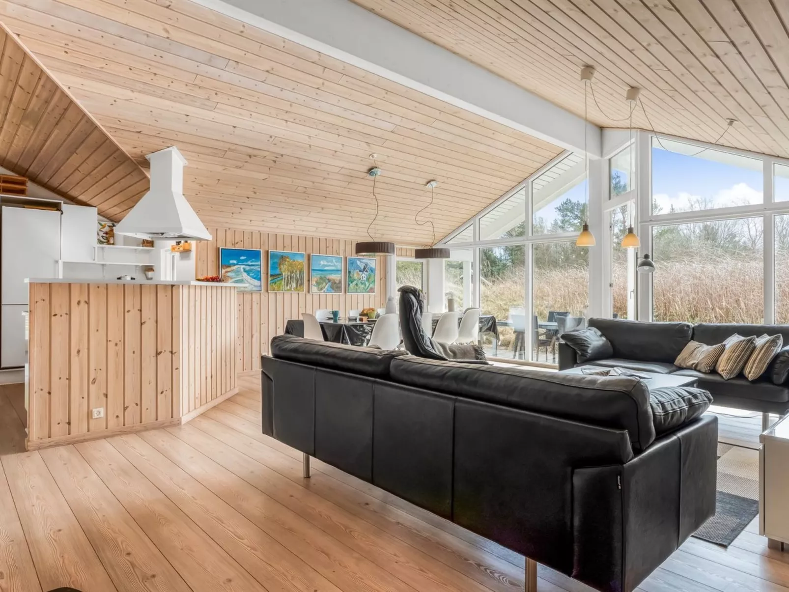 "Botwith" - 2.8km from the sea - Binnen