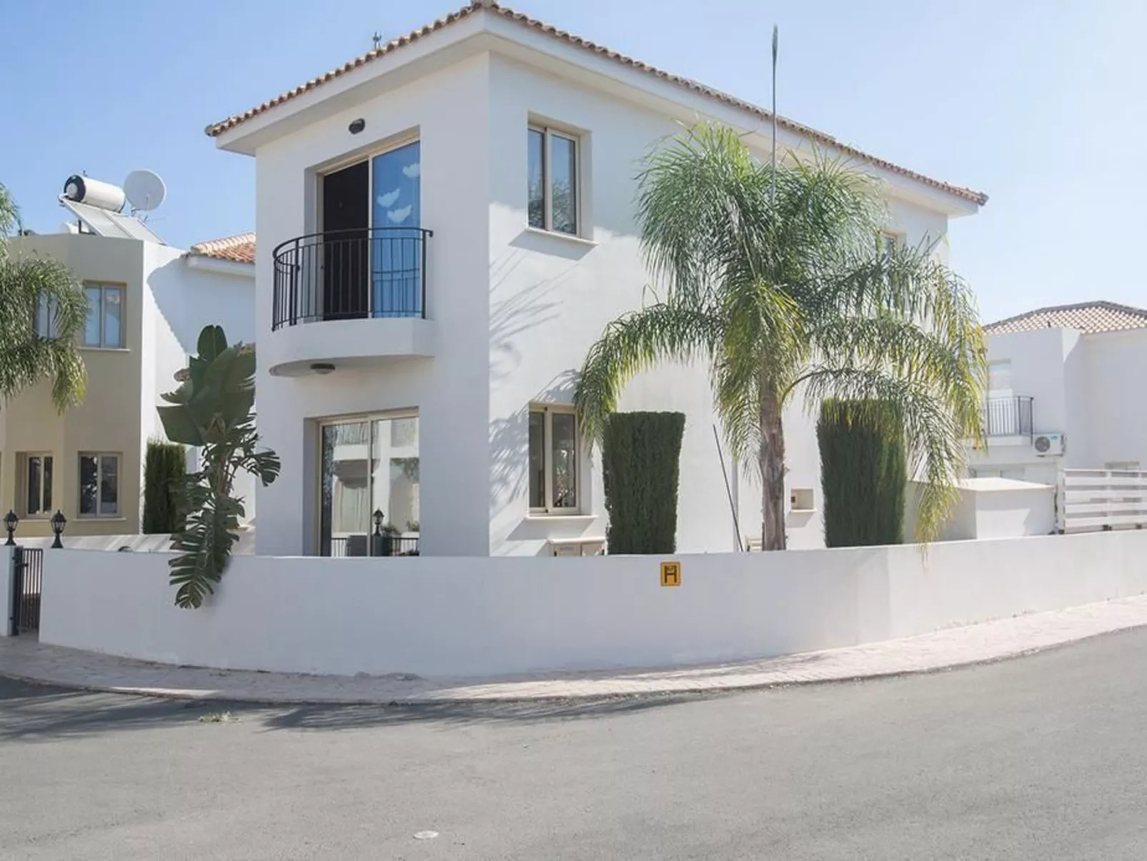 Ferienvilla PV17 mit Sonnenterrasse und Pool - Image-tags.info