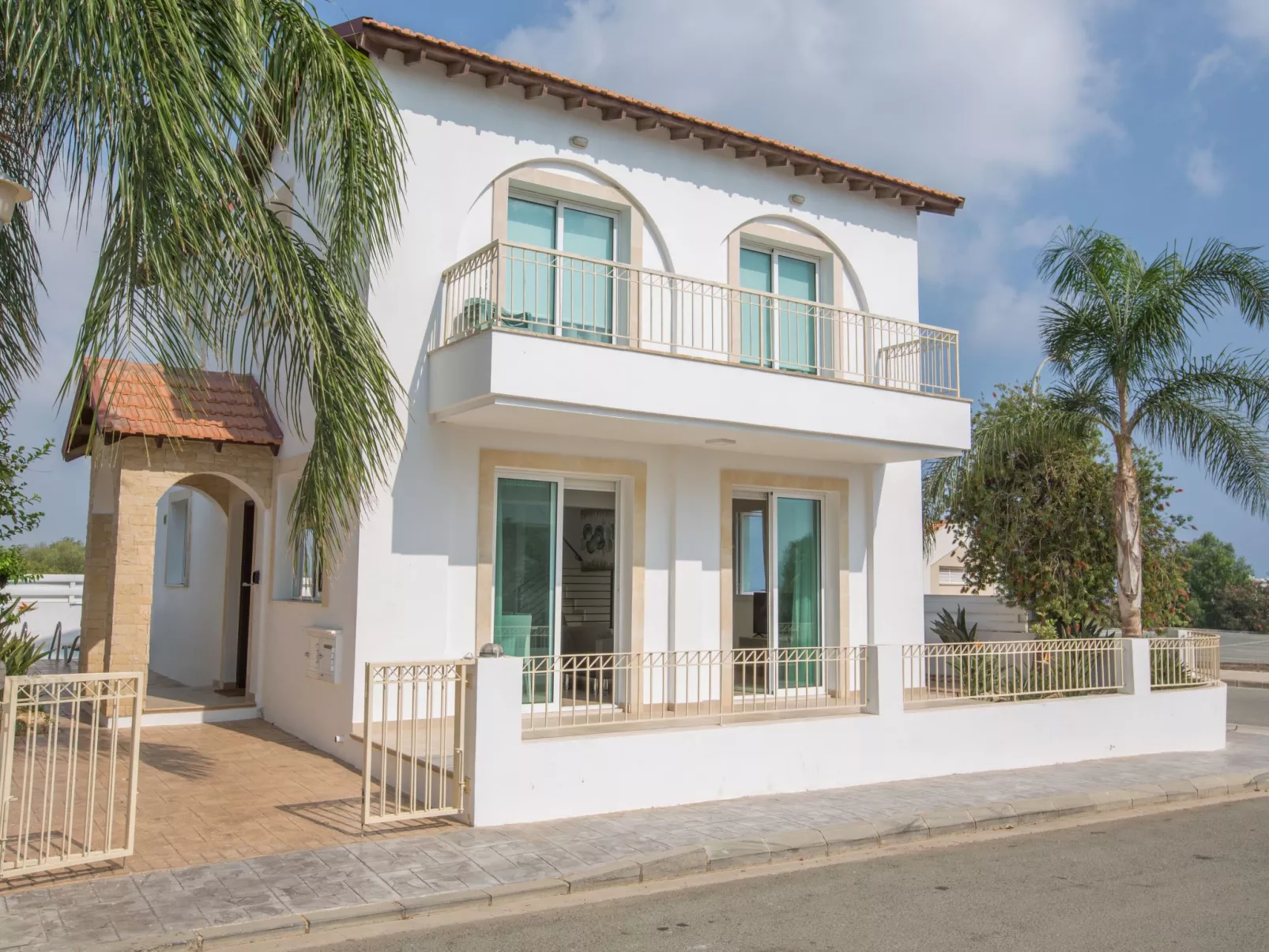 3-Schlafzimmer-Villa mit privatem Pool - Image-tags.info