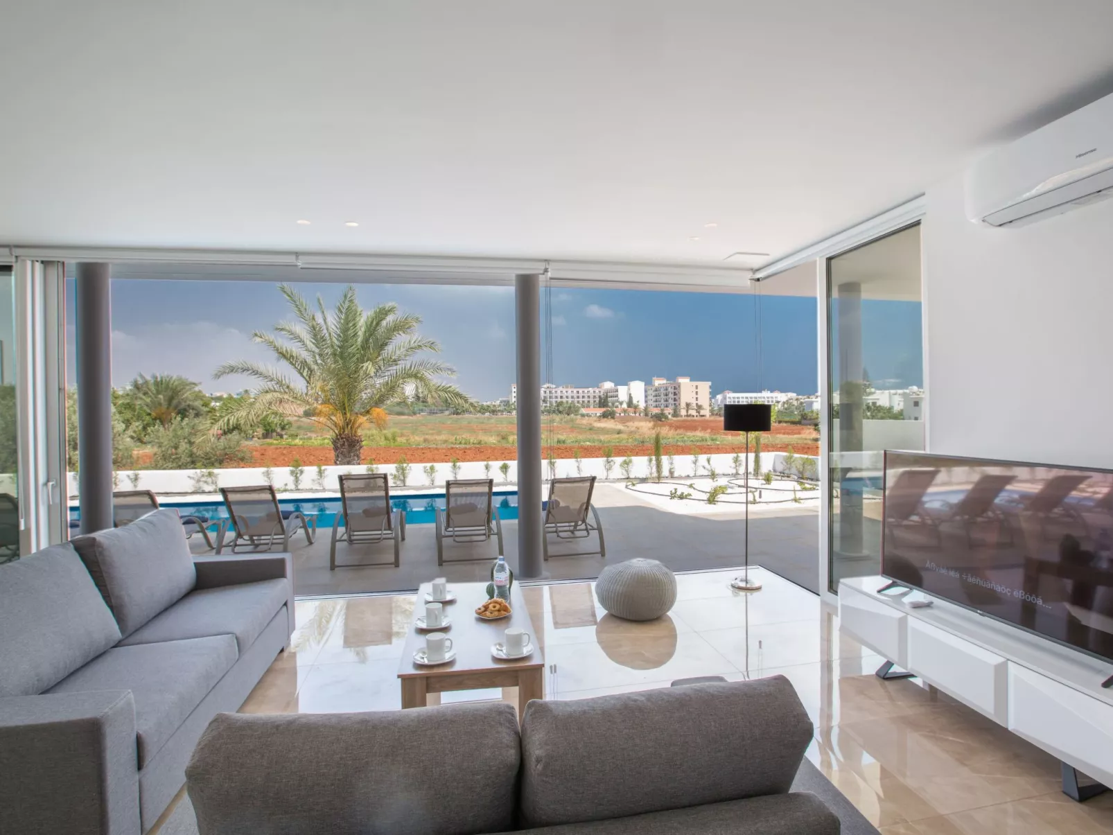 Neue 3-Schlafzimmer-Villa mit Pool in Protaras - Image-tags.info