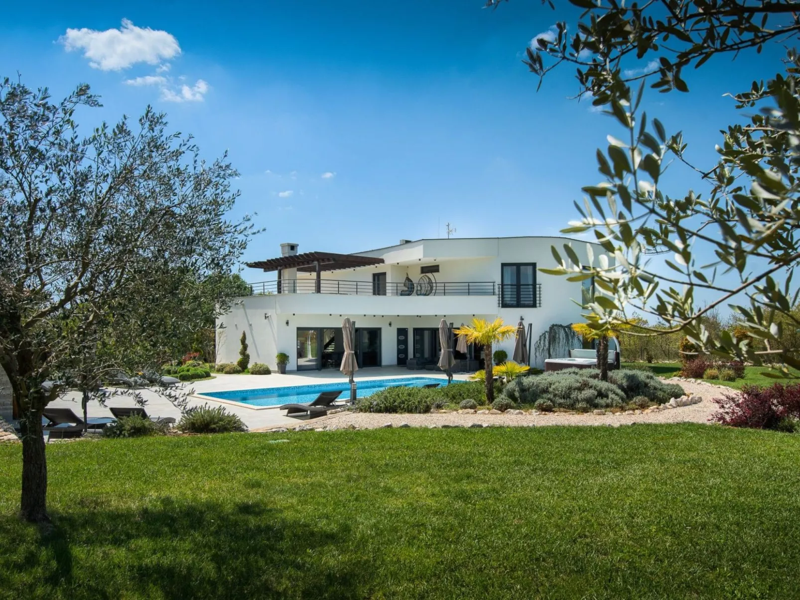 Sommer 'Villa La Dominika - Image-tags.info