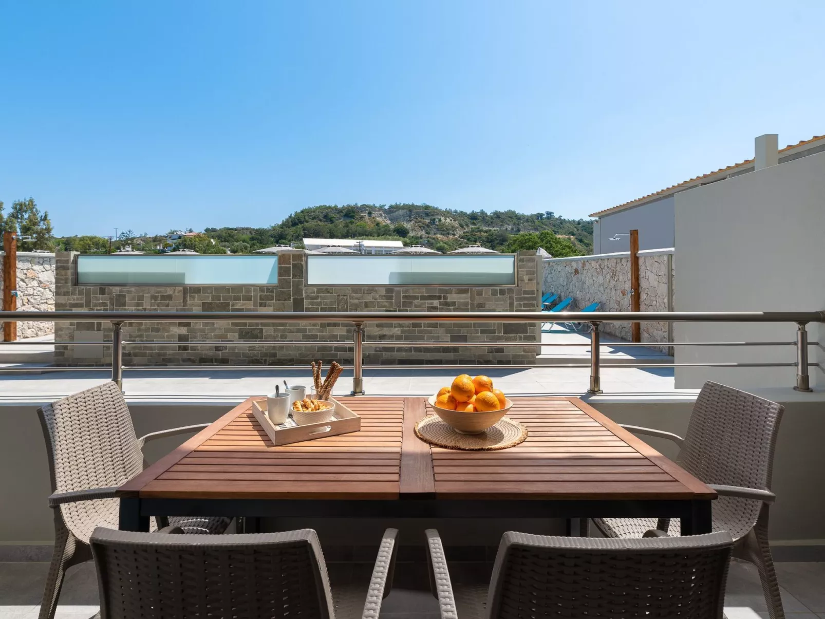 Artemis PoolFront - Buiten