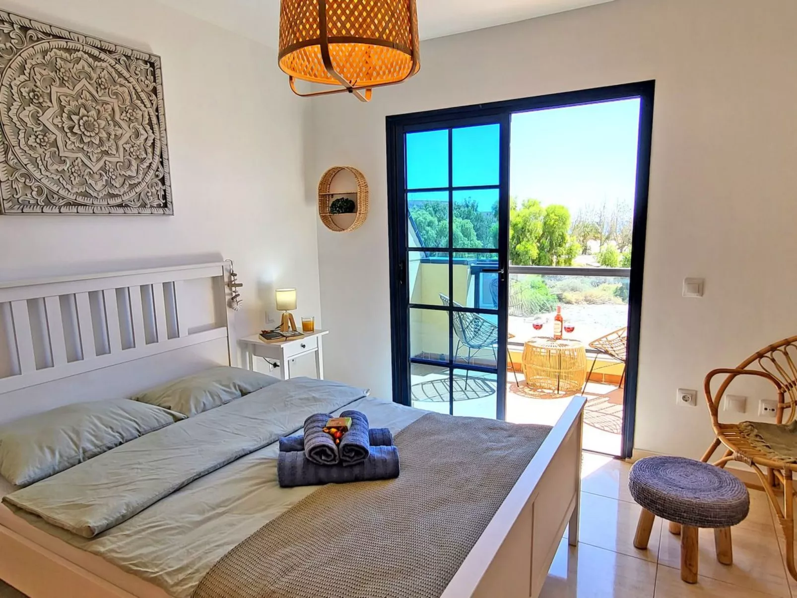 Bella Vista - Image-tags.info