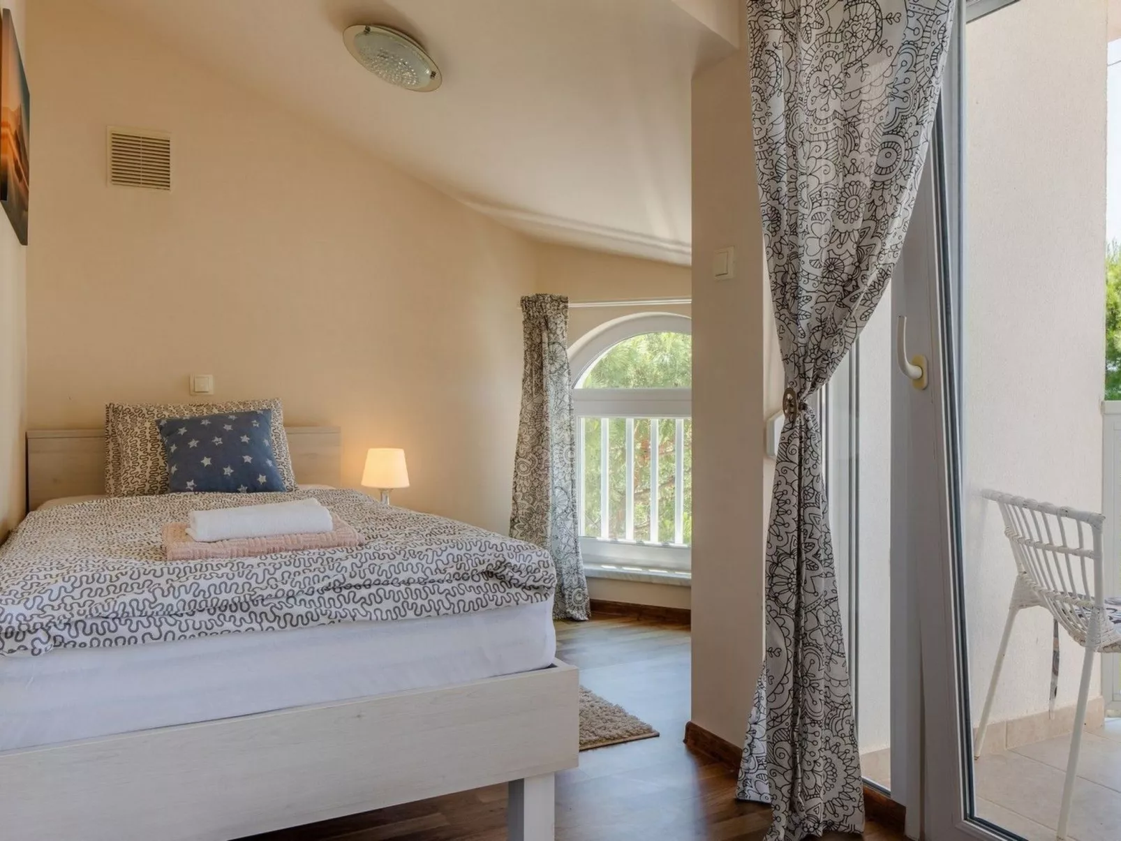 Apartment Sum mora 1 - Image-tags.info