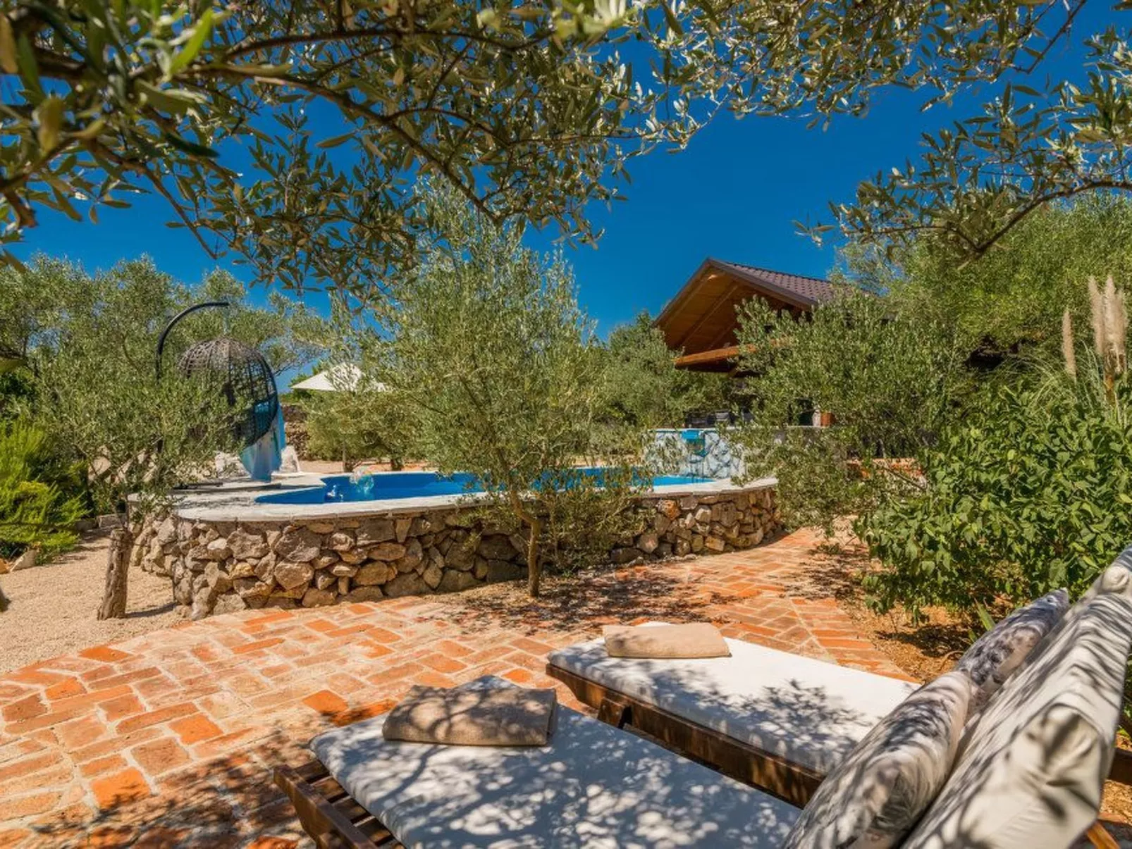 Haus mit Pool, 50 Meter vom Meer entfernt - Image-tags.info