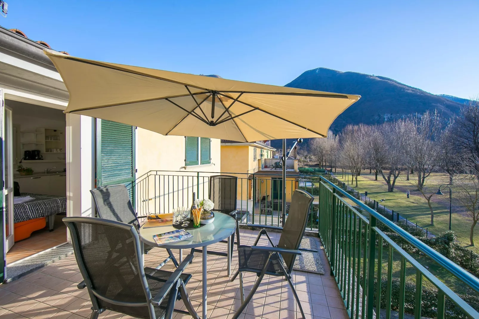 RESIDENCE PORTO LETIZIA - VILLAS-STUDIO 4 PAX VISTA LAGO PLUS 8213 - VSLP4 - Terrasbalkon