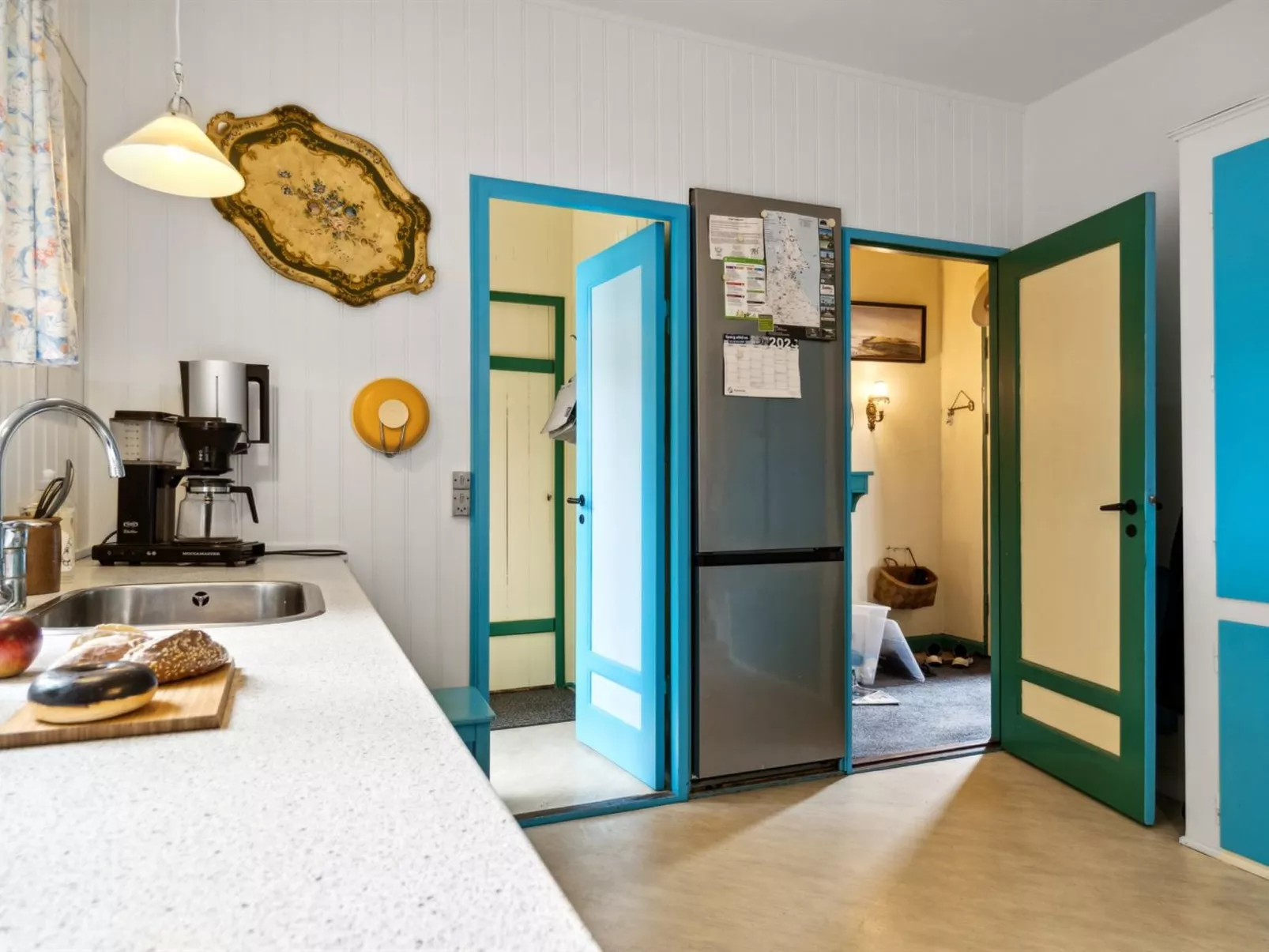 "Antonina" - 10m from the sea - Binnen