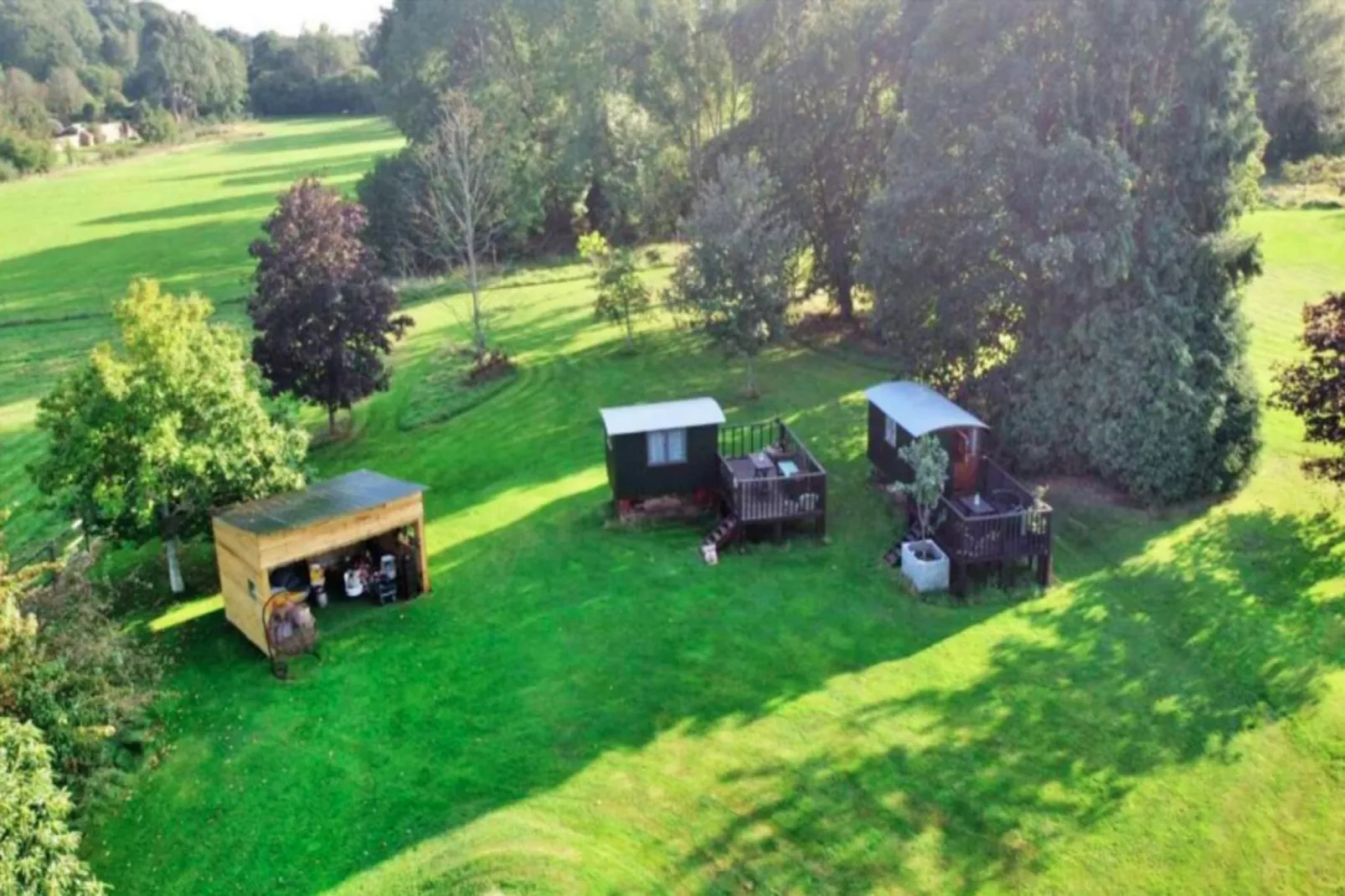 Shepherd's Hut at Hilltop Farm-Buitenlucht