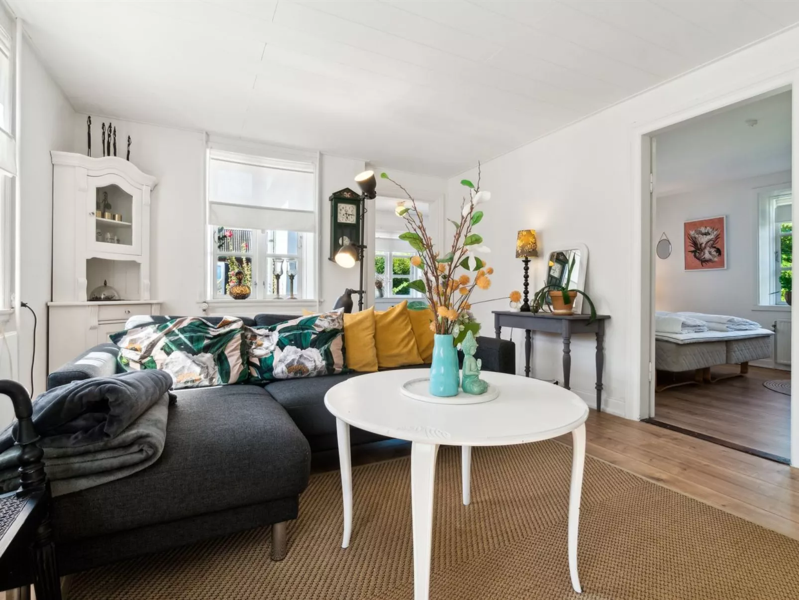 "Tuva" - 3.6km from the sea-Binnen