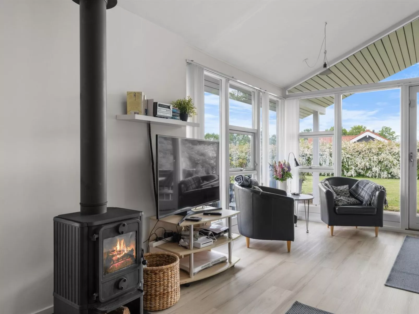 "Moa" - 350m from the sea-Binnen