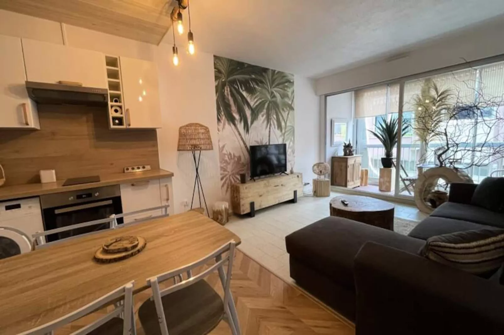 Résidence La M&eacute;diterran&eacute;e Appartement Au Coeur Du Village 50 M De La Plage-Niet-getagd