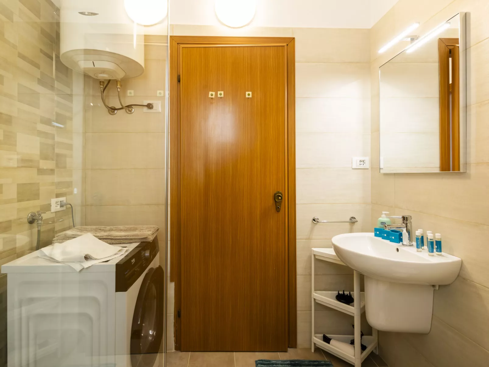 Lovere Balcony View - Binnen