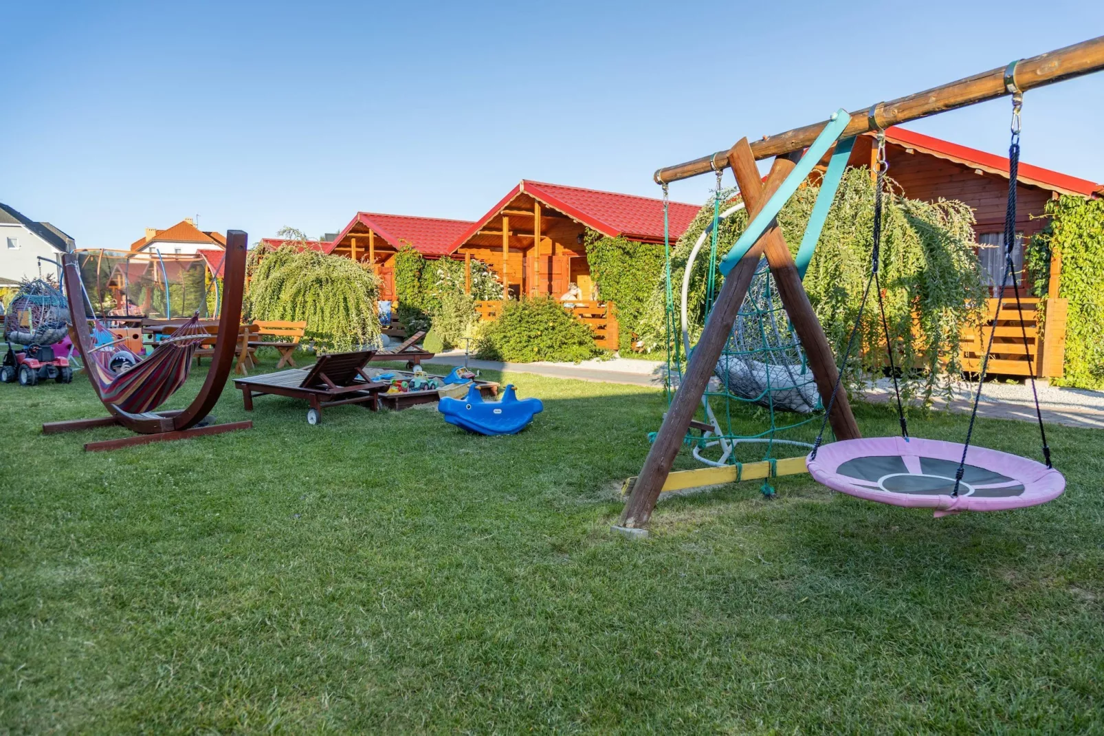 Parterowe domki wakacyjne dla 5 osób w Gąskach SPA w cenie pobytu - Tuinen zomer