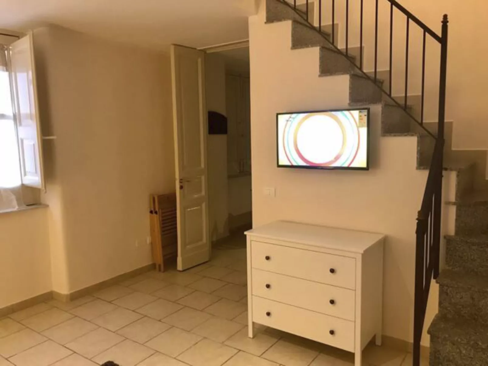 Alley's Haus - Image-tags.info