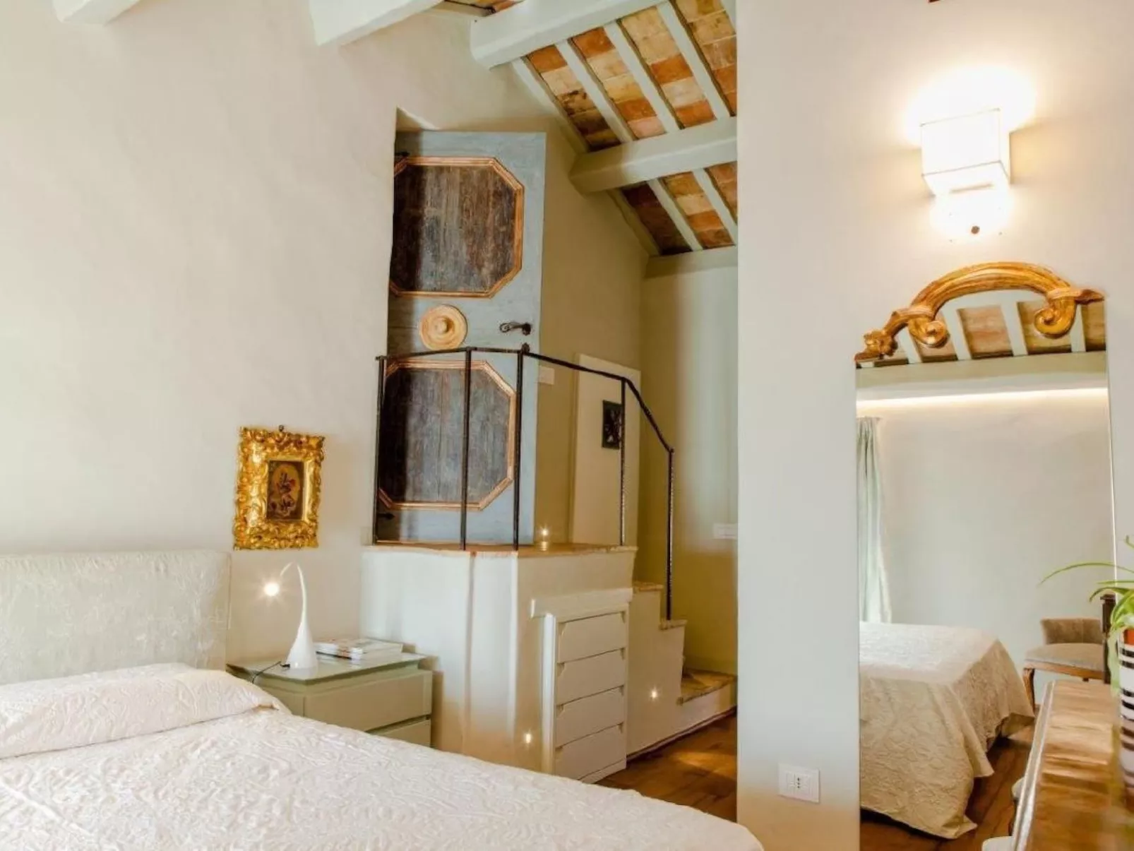 MarcheAmore - Torre da Bora, luxuriöser mittelalterlicher Turm - Image-tags.info