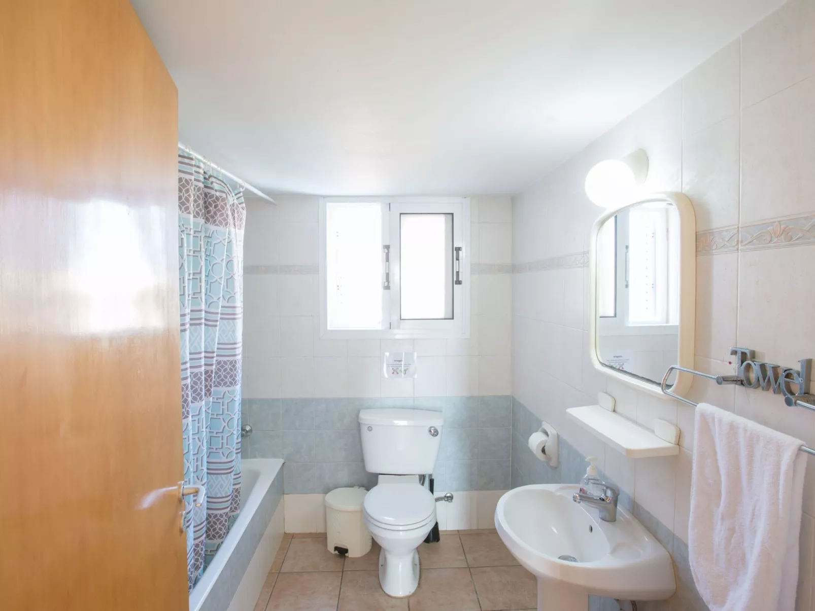 Geräumige und private Ferienvilla mit eigenem Pool - Image-tags.info