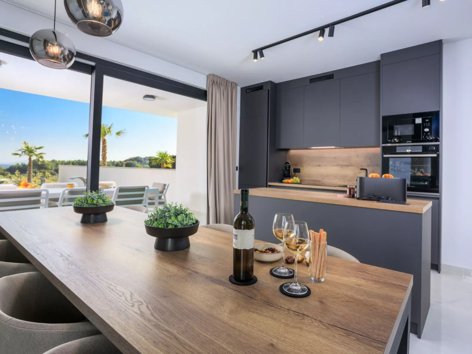 Neue moderne Villa mit Pool in der Nähe von dem - Image-tags.info