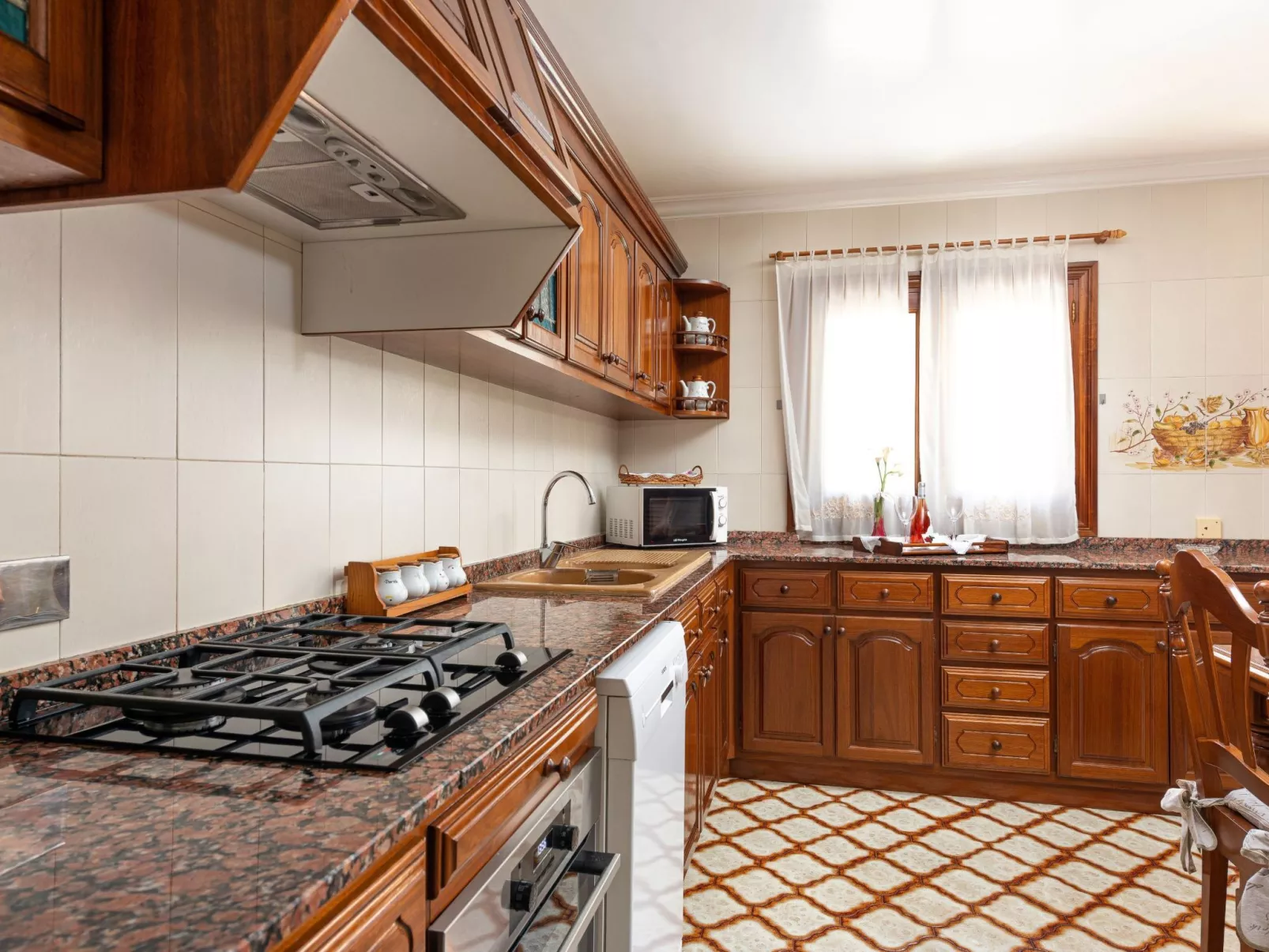 Stilvolle Villa mit Terrasse und Nähe zum Strand - Image-tags.info