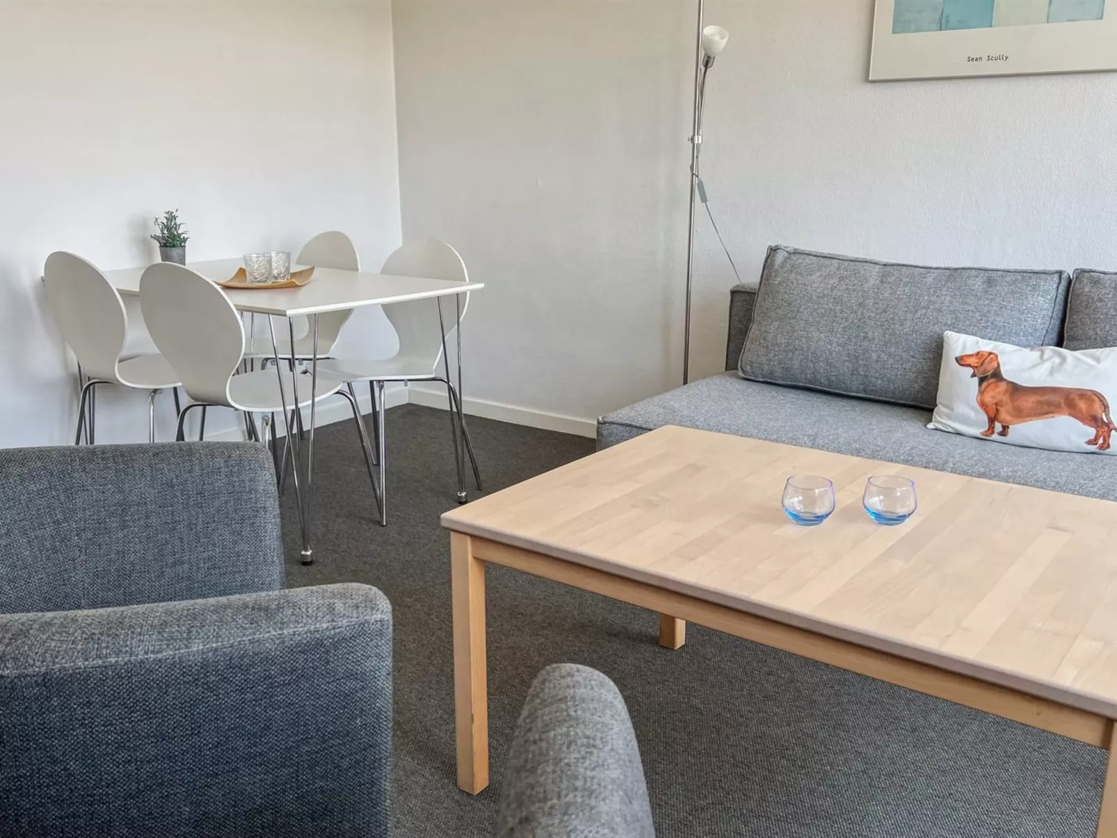 "Kirsti" - 300m from the sea - Binnen