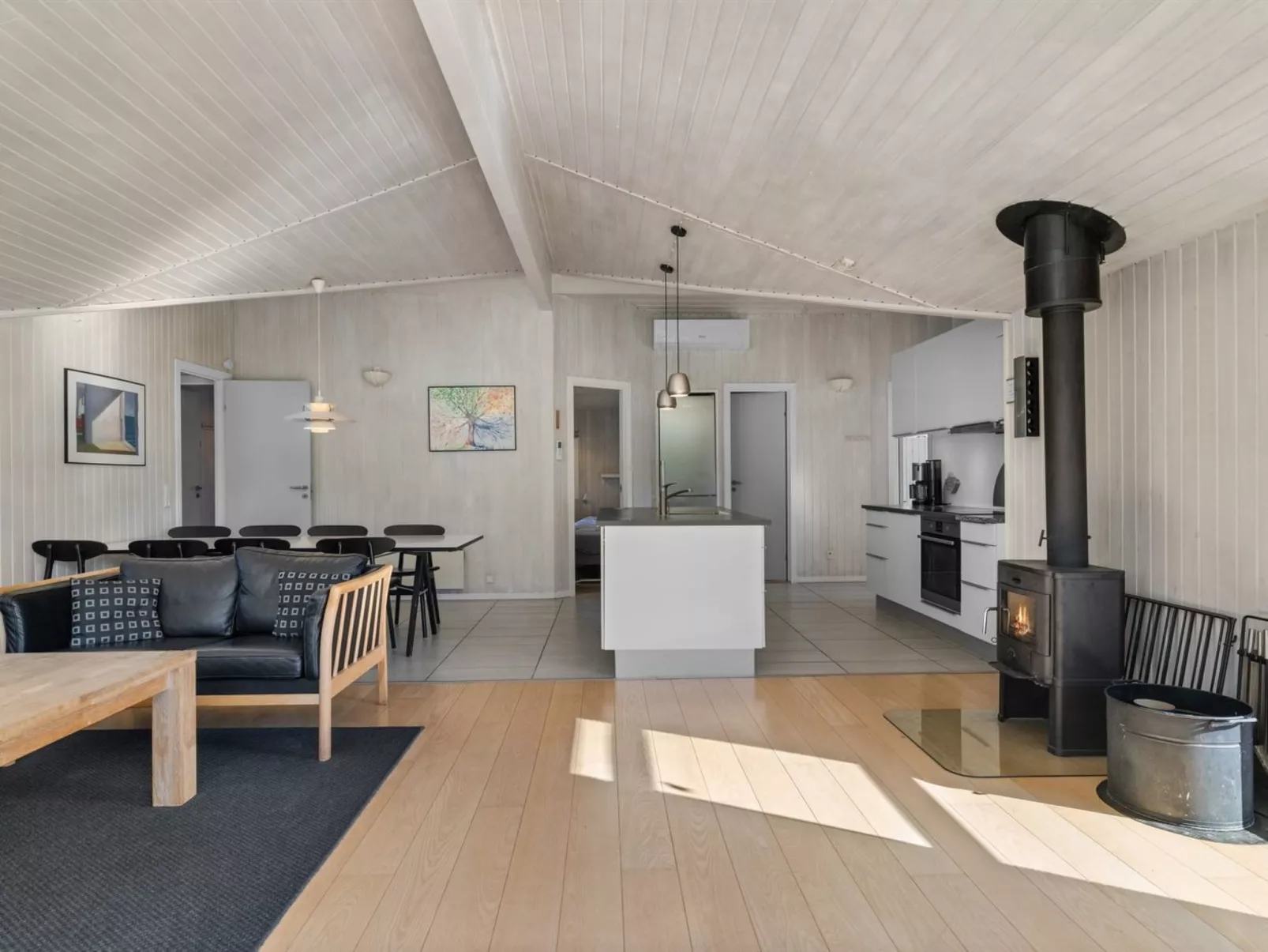 "Sybil" - 350m from the sea - Binnen