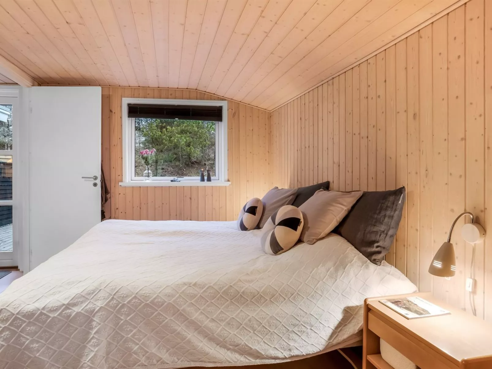 "Peadda" - 300m from the sea-Binnen