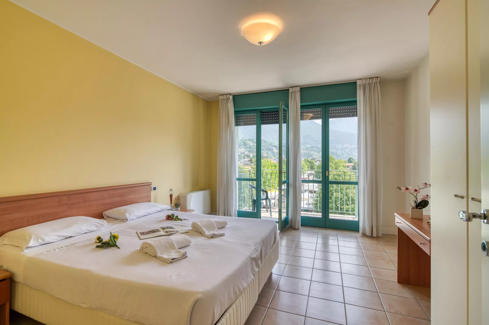 RESIDENCE PORTO LETIZIA - PALACE-1ROOM APT 4 PAX MOUNTAIN VIEW PLUS 8203 - P1MP4 - Slaapkamer