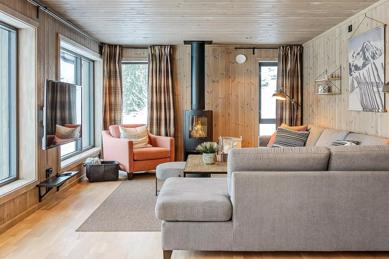 Stijlvolle Cabin Retreat in Varden-By Traum-Binnen