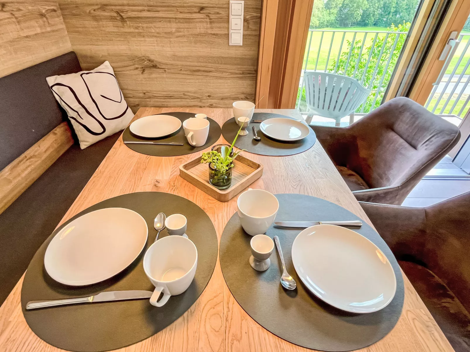 Kinast (HFT202) - Binnen