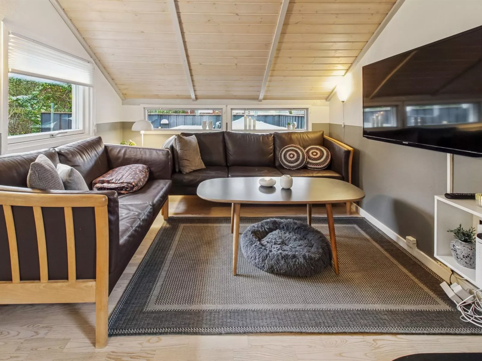 "Nedelko" - 30km from the sea-Binnen