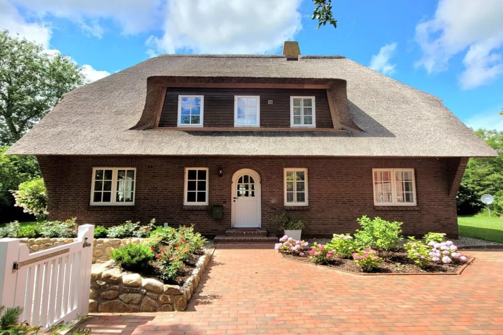 391987-Buitenkant zomer