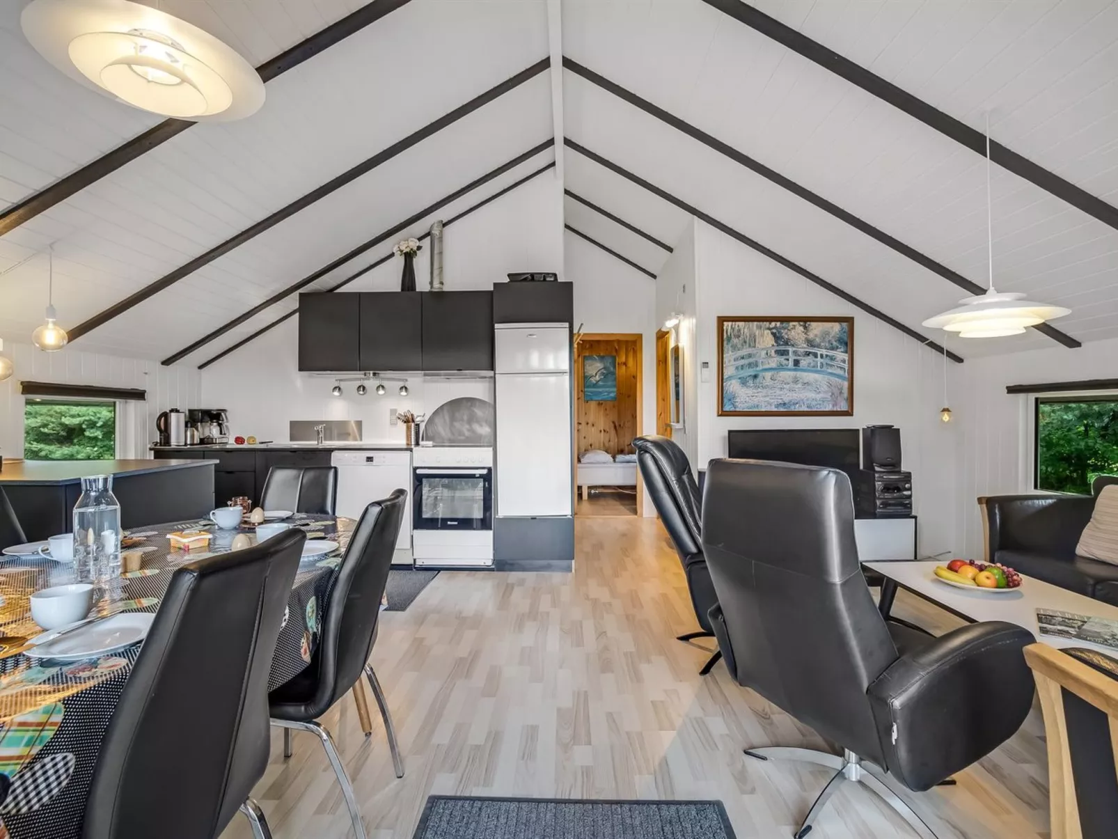 "Yarla" - 500m to the fjord-Binnen