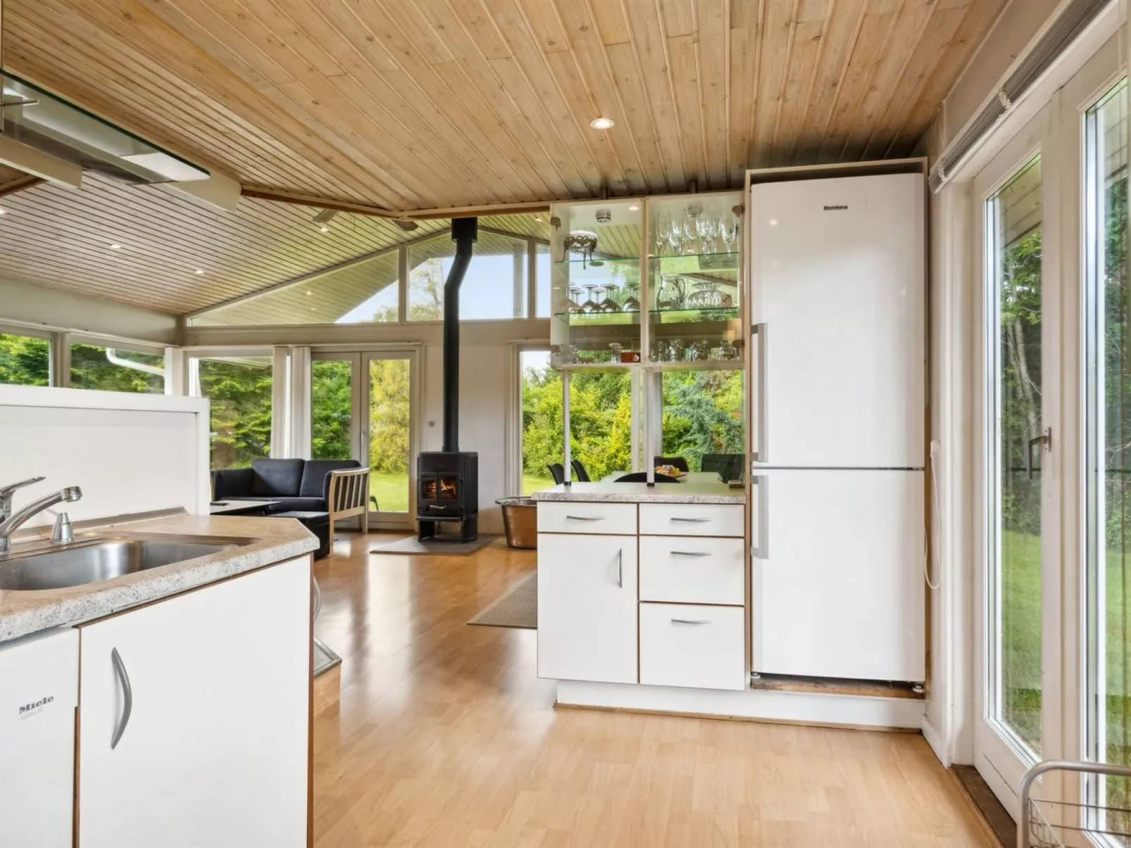 "Ilwith" - 400m from the sea-Binnen