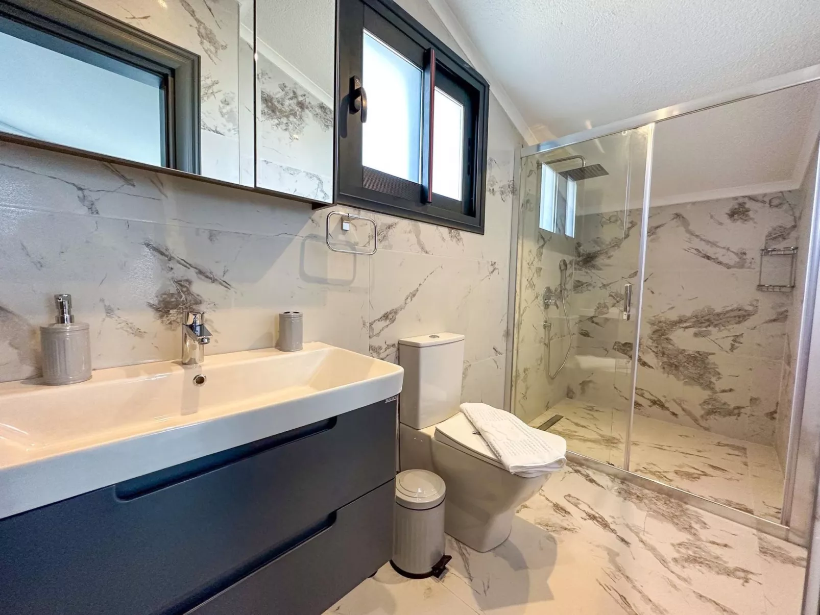 Villa Galaxy-Image-tags.info