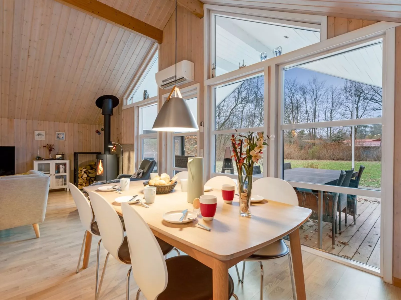 "Iorund" - 10km from the sea-Binnen