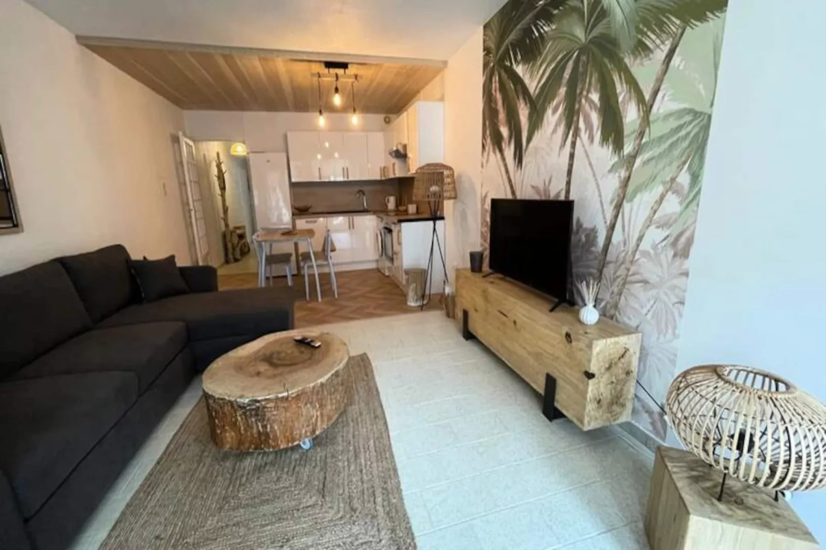 Résidence La M&eacute;diterran&eacute;e Appartement Au Coeur Du Village 50 M De La Plage-Niet-getagd