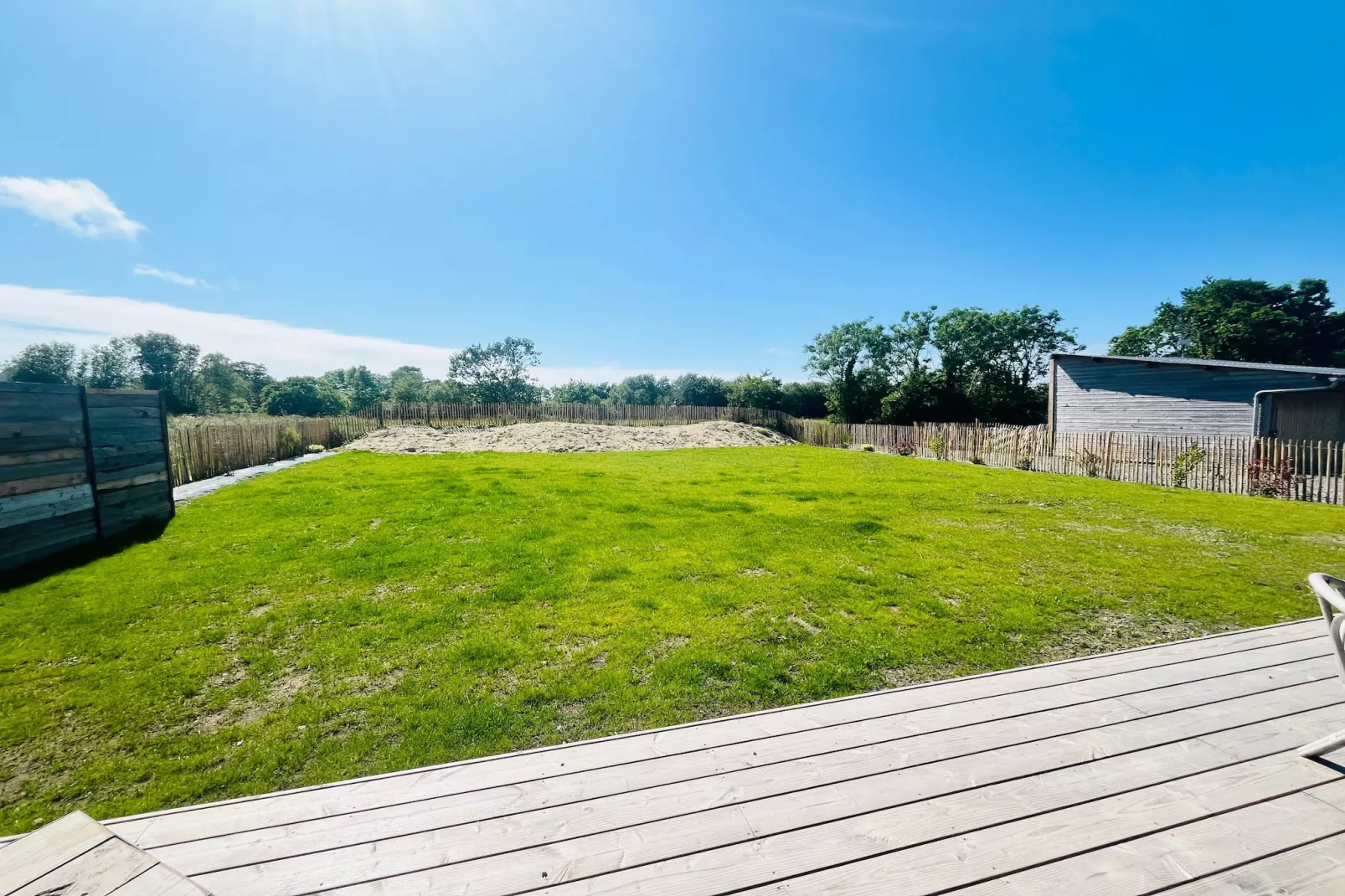 Maison de Vacances XXL Gouville sur mer-Tuinen zomer