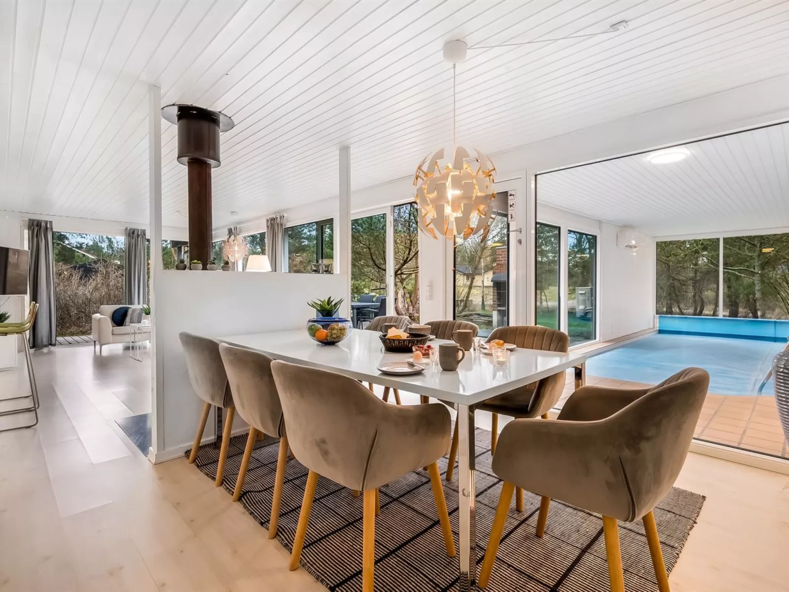 "Simjanka" - 800m from the sea - Binnen