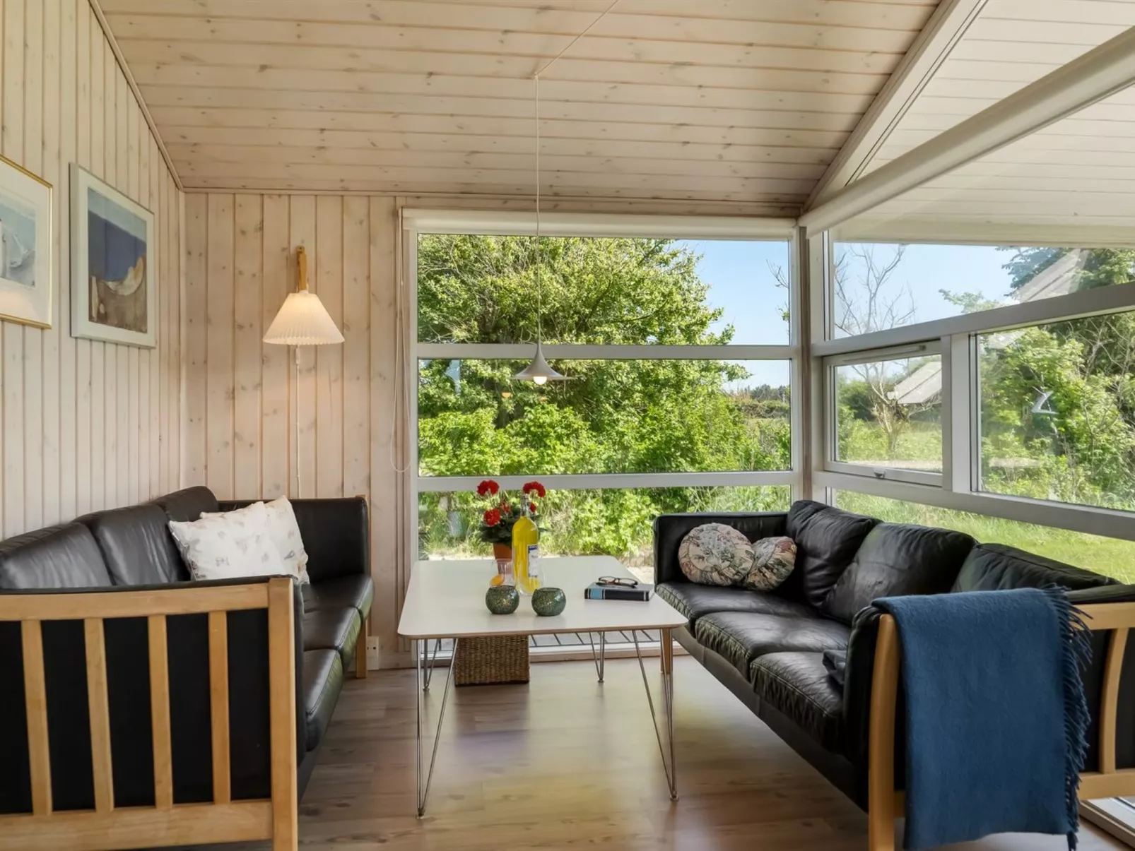 "Annvy" - 875m from the sea - Binnen