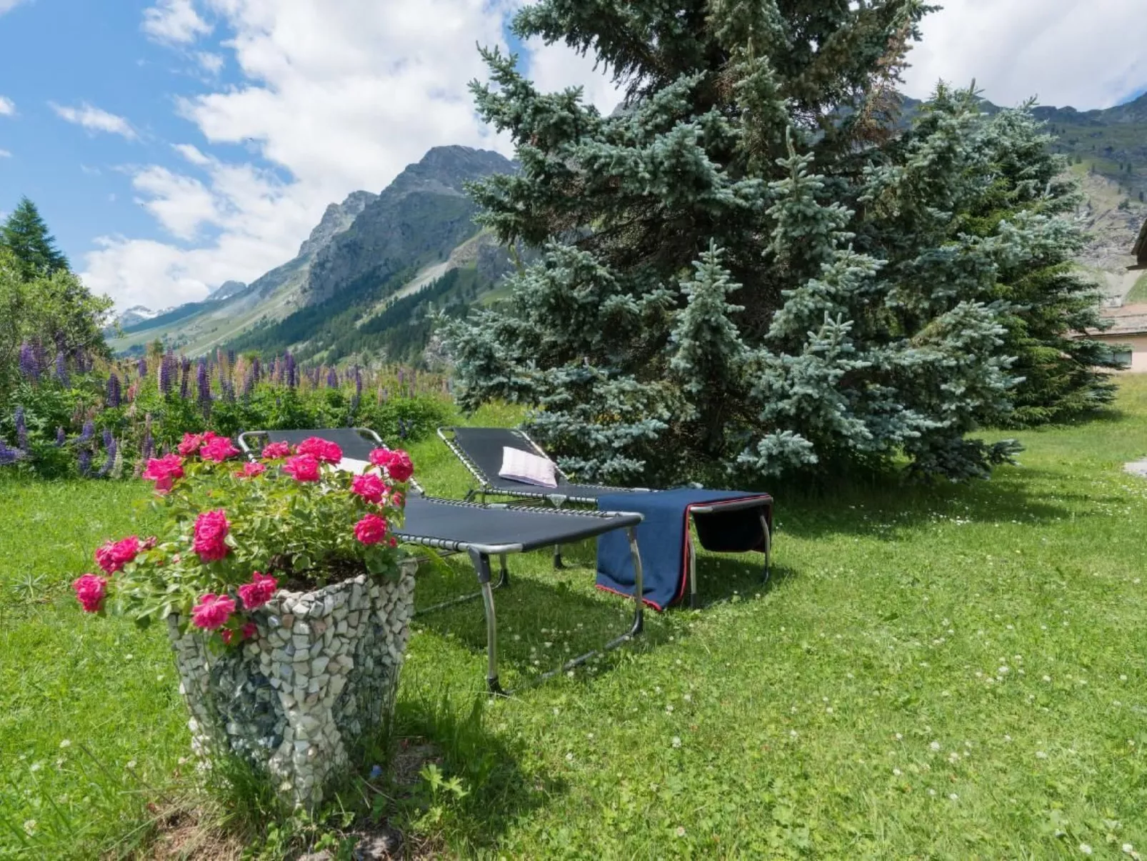 Chesa Lagrev 1 - Image-tags.info