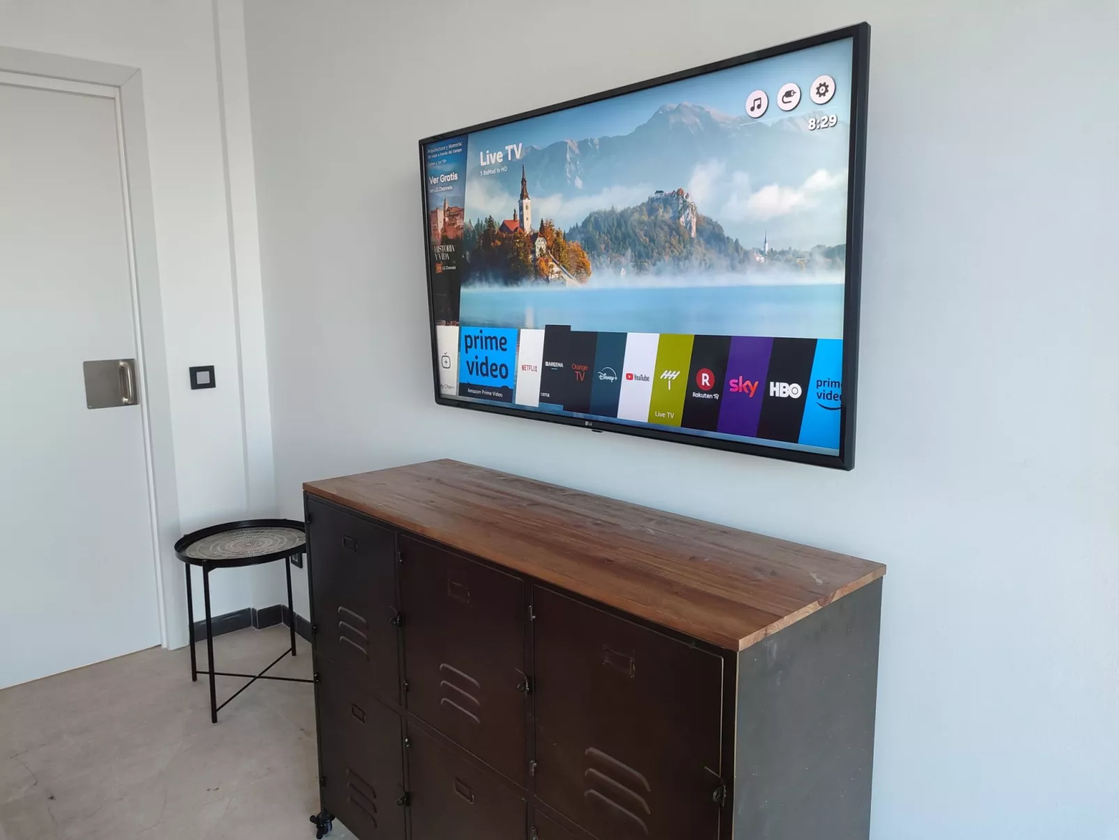 Luxuriöse Villa mit privatem Pool und Bergblick - Image-tags.info